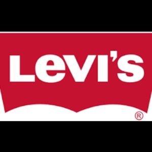 Meet your Posher, Levi